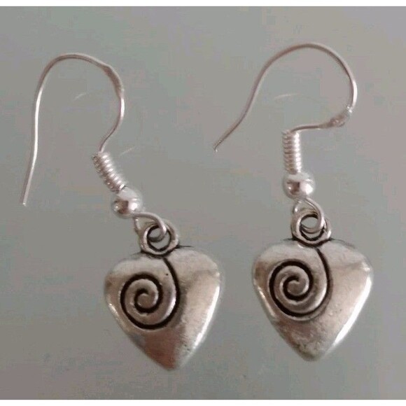 Girl's Lot of 3 Silver Earrings Dangle & Stud Bear Heart Kitty Cute NIP - Picture 3 of 5